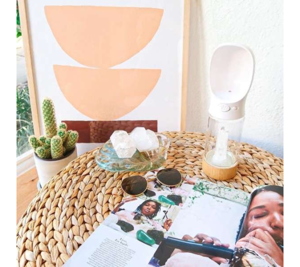 Clear Quartz - Urban Oasis - 300 ml / 10.15 oz water capacity.