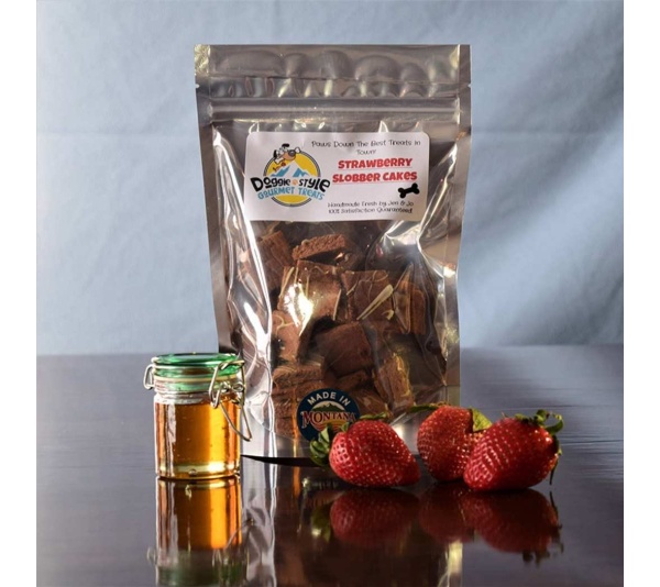 Strawberry Slobber Cakes - 12oz
