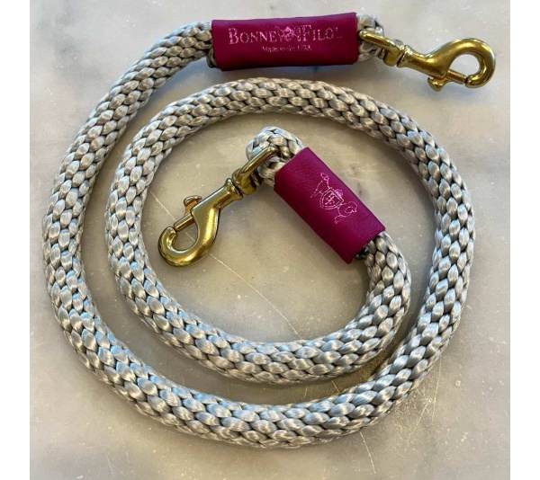 Silver Gray w/ Fuchsia Leather Sleeve - Rope Leash