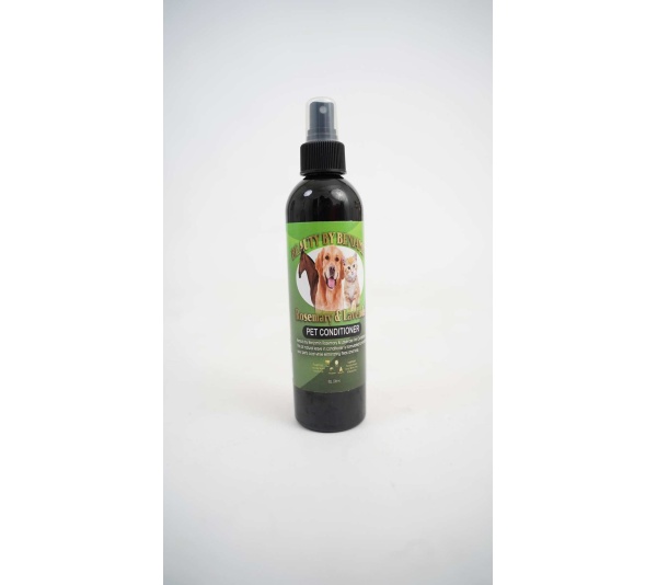 White - Rosemary and Lavender Pet Conditioner - 8 oz
