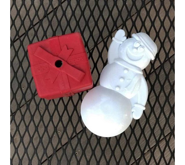 Red - SP Gift Box Durable Rubber Chew Toy & Treat Dispenser - Medium