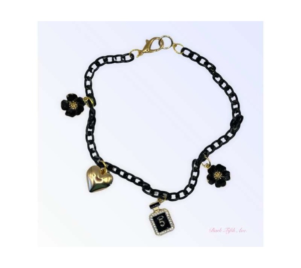 Black & Gold NO. 5 Heart Necklace - Medium