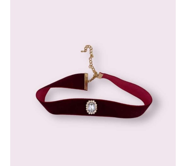 Luxurious Velvet Crystal Dog Collar - 18"