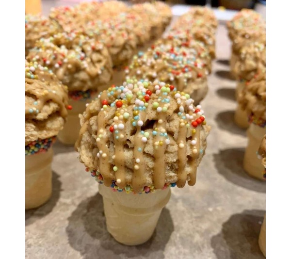 Peanut Butter Haagen Dogz - TOP DOG PICK