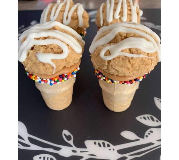 Snicker'Poodle Haagen Dogz -  TOP DOG PICK