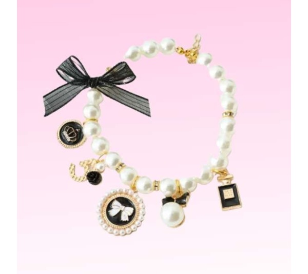 BLACK - Pearls and Bow Charm Necklace - Medium