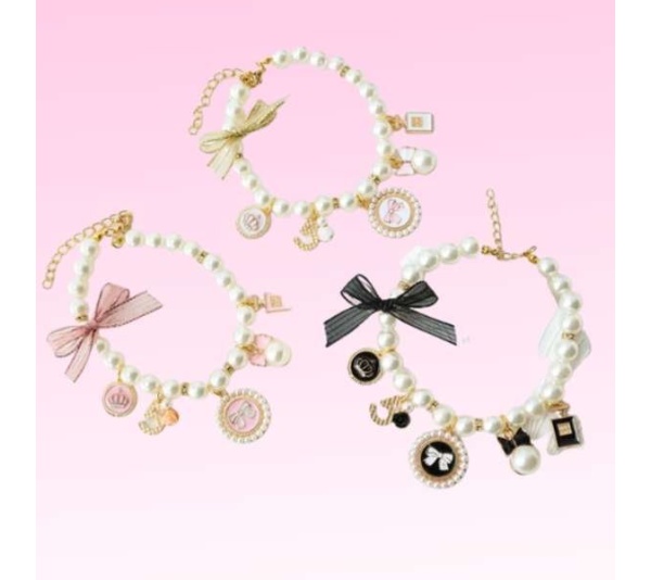 BLACK - Pearls and Bow Charm Necklace - Medium