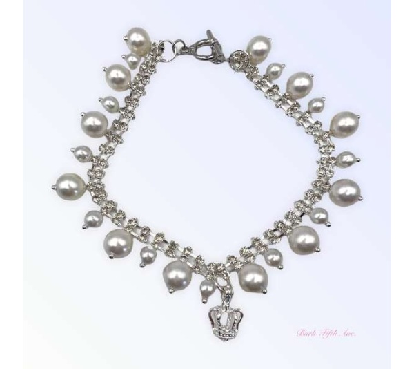Rhinestone & Pearl Crown Necklace - 14"